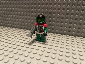 LEGO Minifigure 1990s Space Police II Chief Captain Magenta sp038 For Set 6984