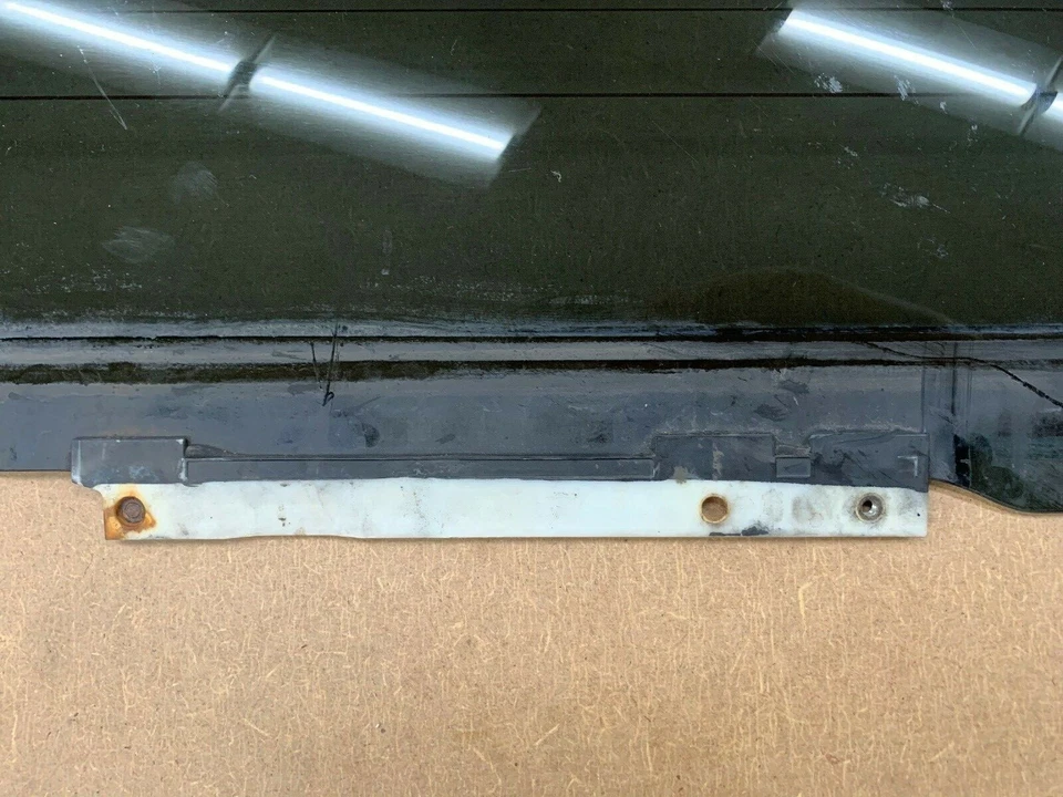 1999 - 2002 年丰田 4Runner 尾门升降门窗玻璃加热绿色 — 第 4/4 张图片