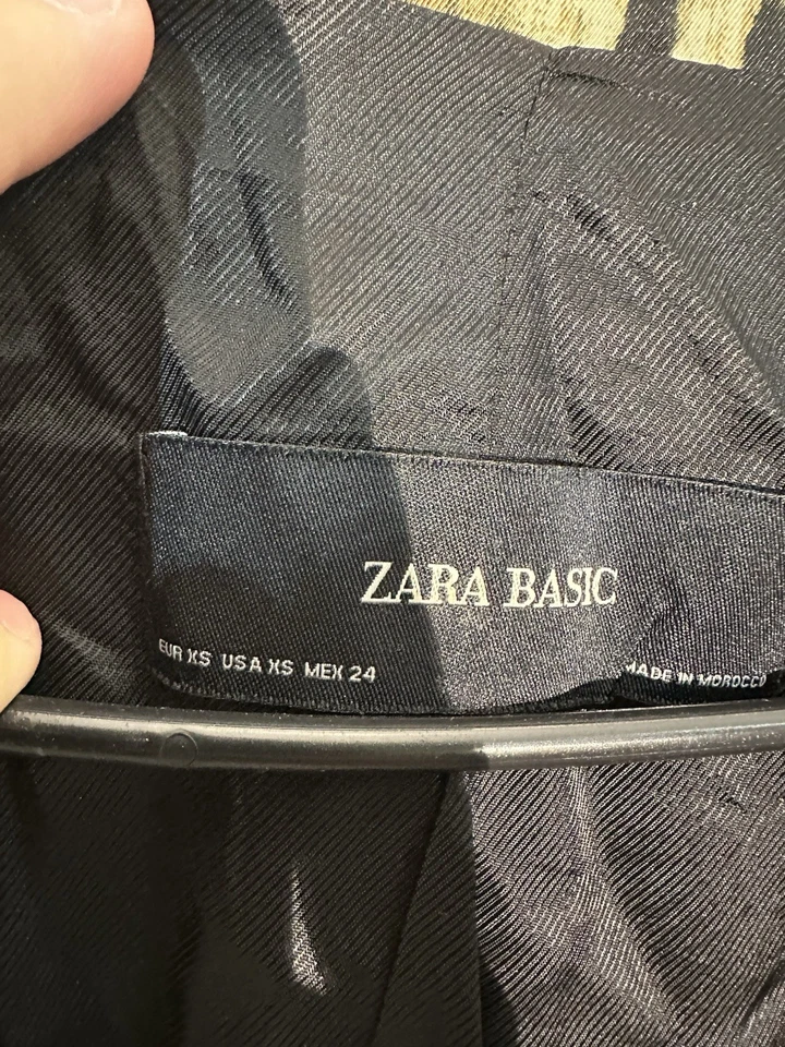 Chaqueta Blazer Zara Basic Estampado Leopardo Frente Abierto Manga 3/4 Talla Grande XS Foto 2 de 2