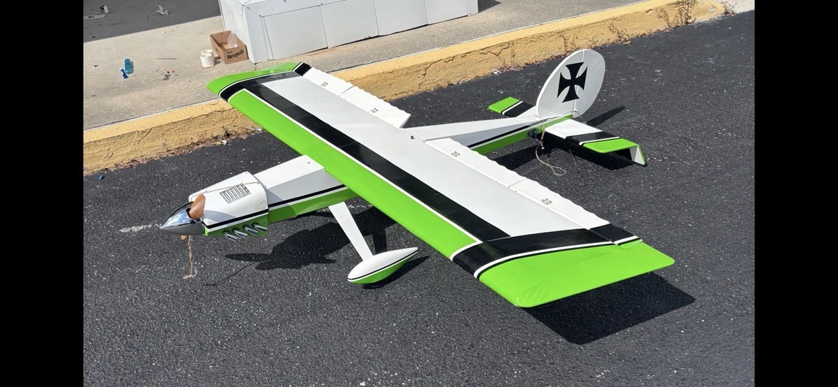 HANGAR 9 Value Series Solo STRIKE ARF Trainer R/C 1/10