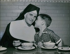 News Photo Sister John Joseph Barry King Sts Peter & Paul Church Religion 7X9