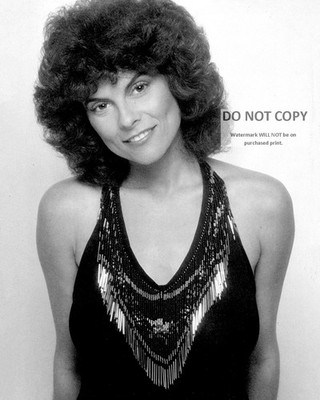 ACTRESS ADRIENNE BARBEAU - 8X10 PUBLICITY PHOTO (BT-142)