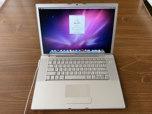 15” Apple MacBook Pro Laptop