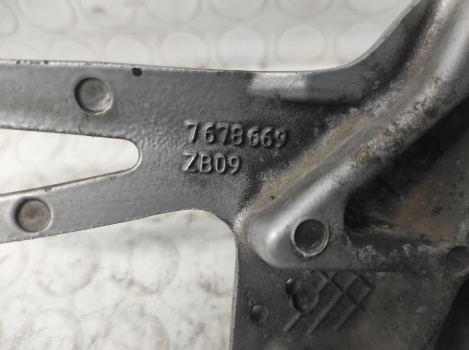 Pedal De Apoyo Anterior Izquierdo BMW F800 R 2009/2011 7678669 - Imagen 4 de 4