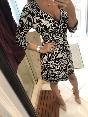 New BCBG Womens Dress New V Black White Knit Jersey Paisley S Small | eBay