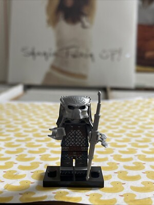 PREDATOR LEGO MINIFIG FIGURE sci-fi horror hunter alien vs. action movie classic