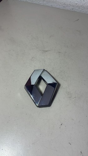 Emblem Renault Renault Laguna 2 2005 8200027424