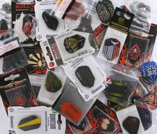COMBO FLIGHTS AND PROTECTORS 30 FLIGHTS AND 9 PROTECTORS STEEL / SOFT TIP DARTS