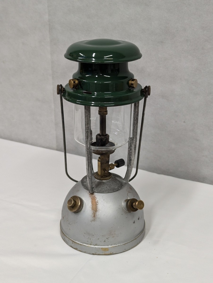 British Army - Military - MOD - Willis & Bates Vapalux Lamp