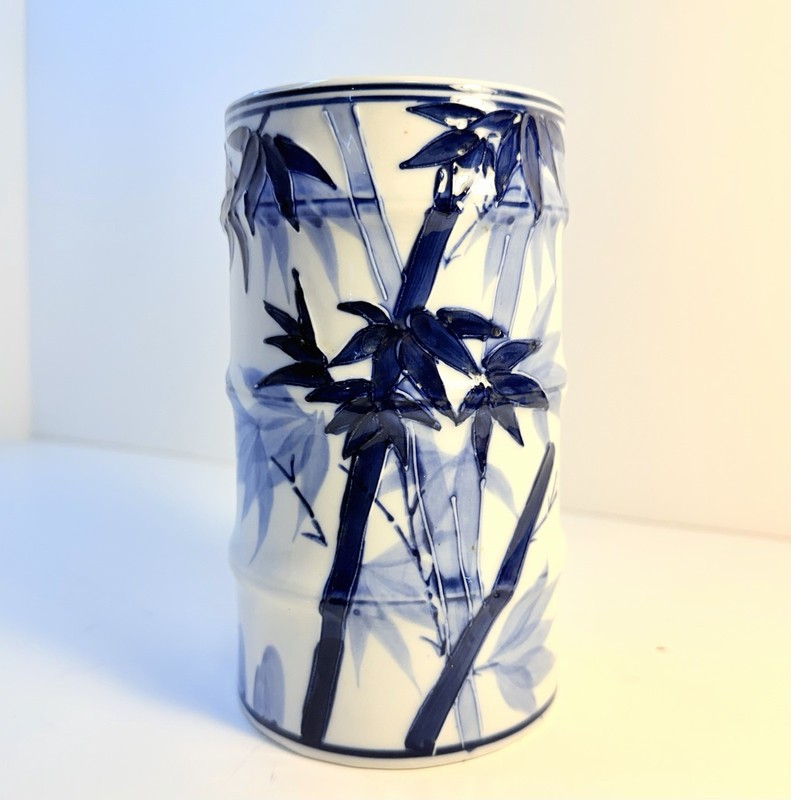 Vintage Chinese Blue & White Porcelain Bamboo Designed Vase Hand Painted
