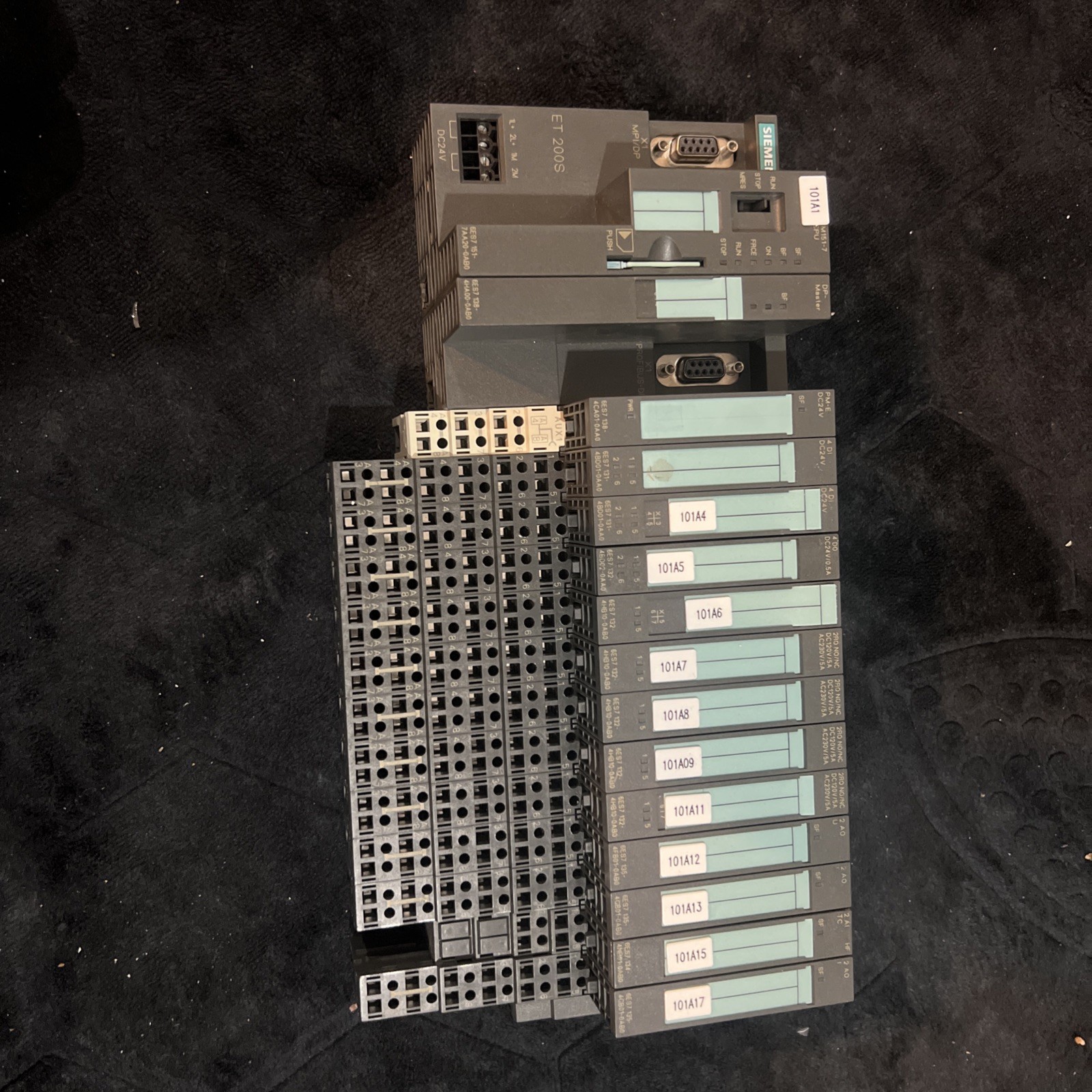 Picture 1 of 4