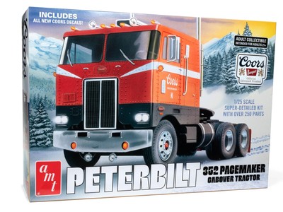 AMT Peterbilt 352 Pacemaker COE 1:25 Scale Model Kit (US IMPORT)