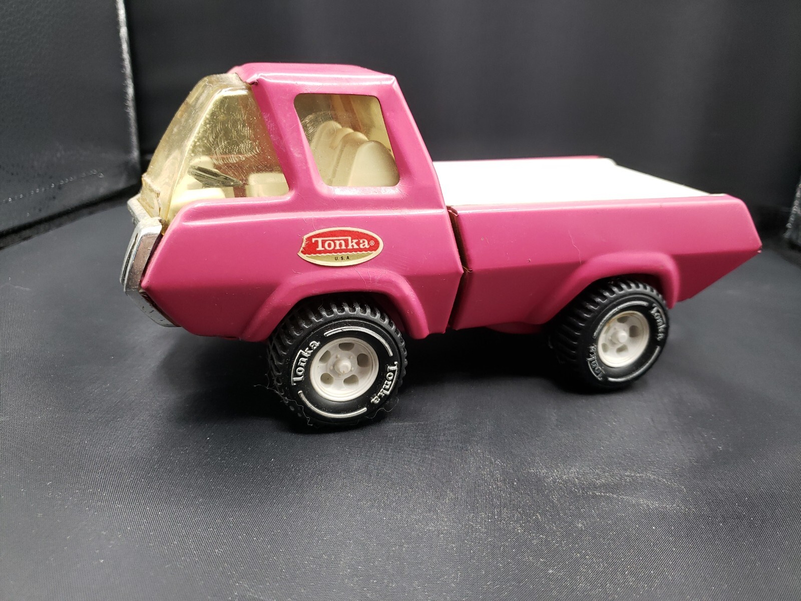 Picture 1 of 6