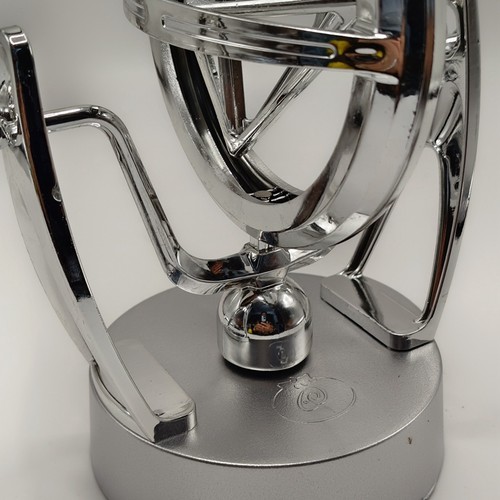 Gadget cinetico orbitale girevole movimento perpetuo scrivania ufficio arte decorazione giocattolo regalo - Foto 10 di 11