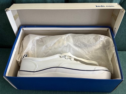 NEU Keds Damen Canvas Schnürschuhe Sneaker weiß - Größe 8,5 M WF22004M, C2-CH24