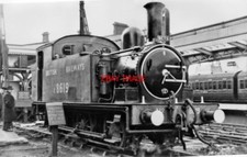 PHOTO  LNER CLASS J69 NO 8619 1951 RESPLENDENT LIVERPOOL STREET RAILWAY STATION