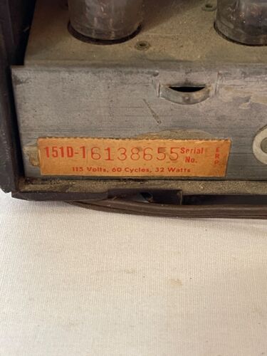 Radio Reloj Despertador Serie Emerson 724 FUNCIONANDO pero Podría Usar Servicio - Imagen 3 de 11