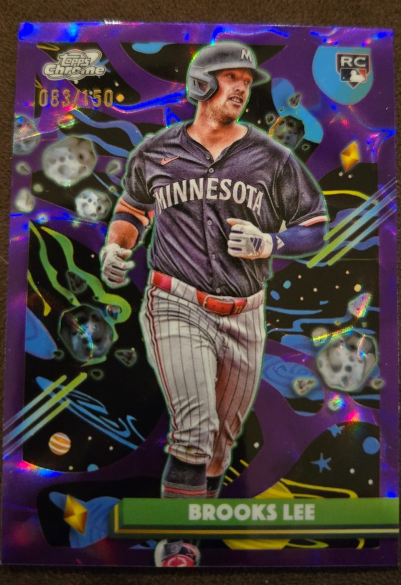 2025 Topps Cosmic Chrome Purple Nebula Refractor #129 Brooks Lee 083/150 RC