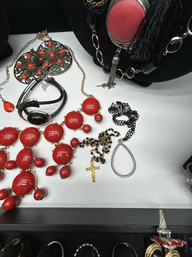Vtng to Now Red/Black Jewelry Lot, All Wearable 8+ Lbs, 130 Pc Lot #115 - Picture 18 of 20