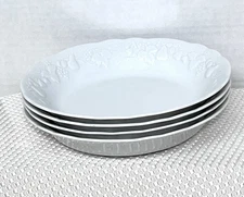 Philippe Deshoulieres Blanc De Blanc Vintage Soup/ Cereal Bowls  7 1/2" Set of 4