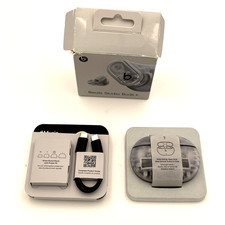Beats by Dr. Dre Studio Buds - Transparent