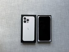Apple iPhone 13 Pro Smartphone Silber mit Originalverpackung, Triple-Kamera