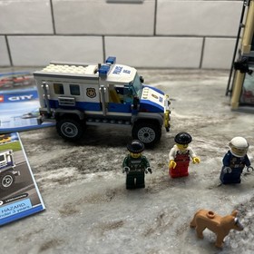 LEGO CITY: Bulldozer Break-in (60140)