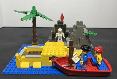 LEGO 6254 Pirates Rocky Reef Complete Vintage Retired Set From