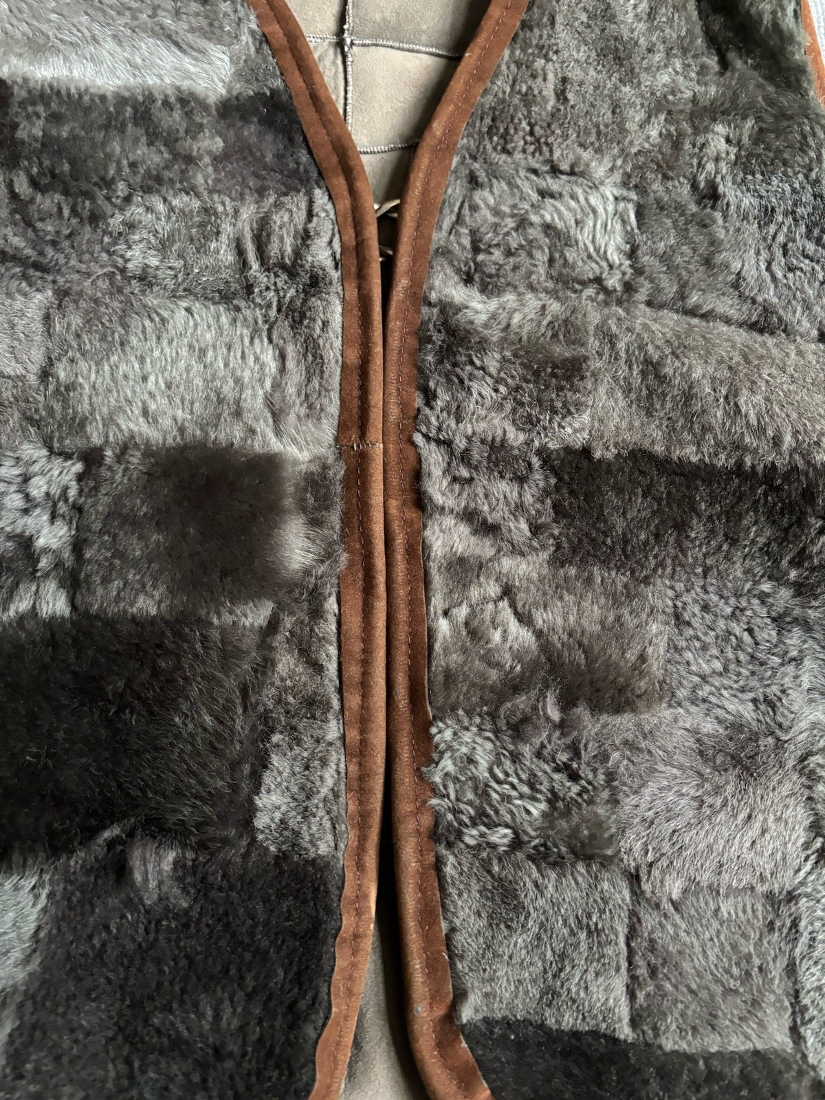 Vintage Reversible Patchwork Suede Sheepskin Vest… - image 9