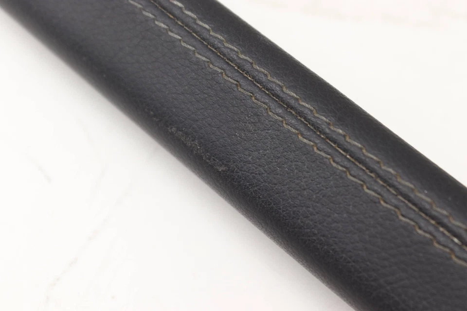 2007-2011 MERCEDES-BENZ ML63 AMG - LEFT Center Console GRAB Handle / BAR - Image 2 of 4