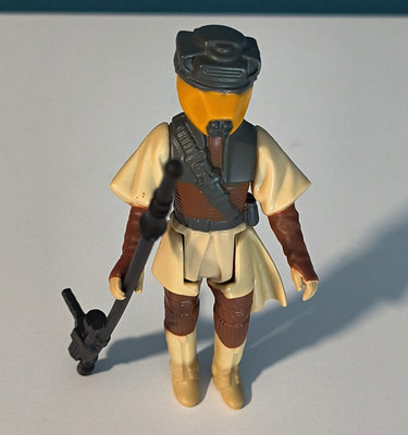 Star Wars Actionfigur Retro Collection Leia Bounty Hunter Return of the Jedi