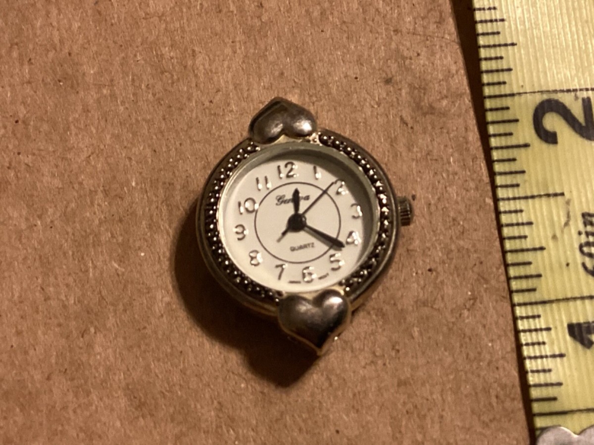 Vintage Silver Color Geneva Women