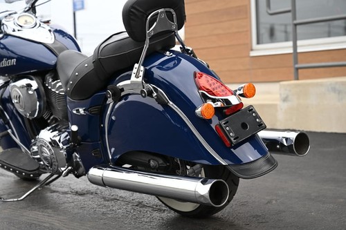 2014 Indian Motorcycle Chief Classic Springfield Blue - Picture 19 of 40