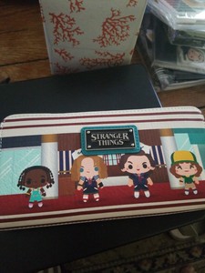 loungefly stranger things wallet