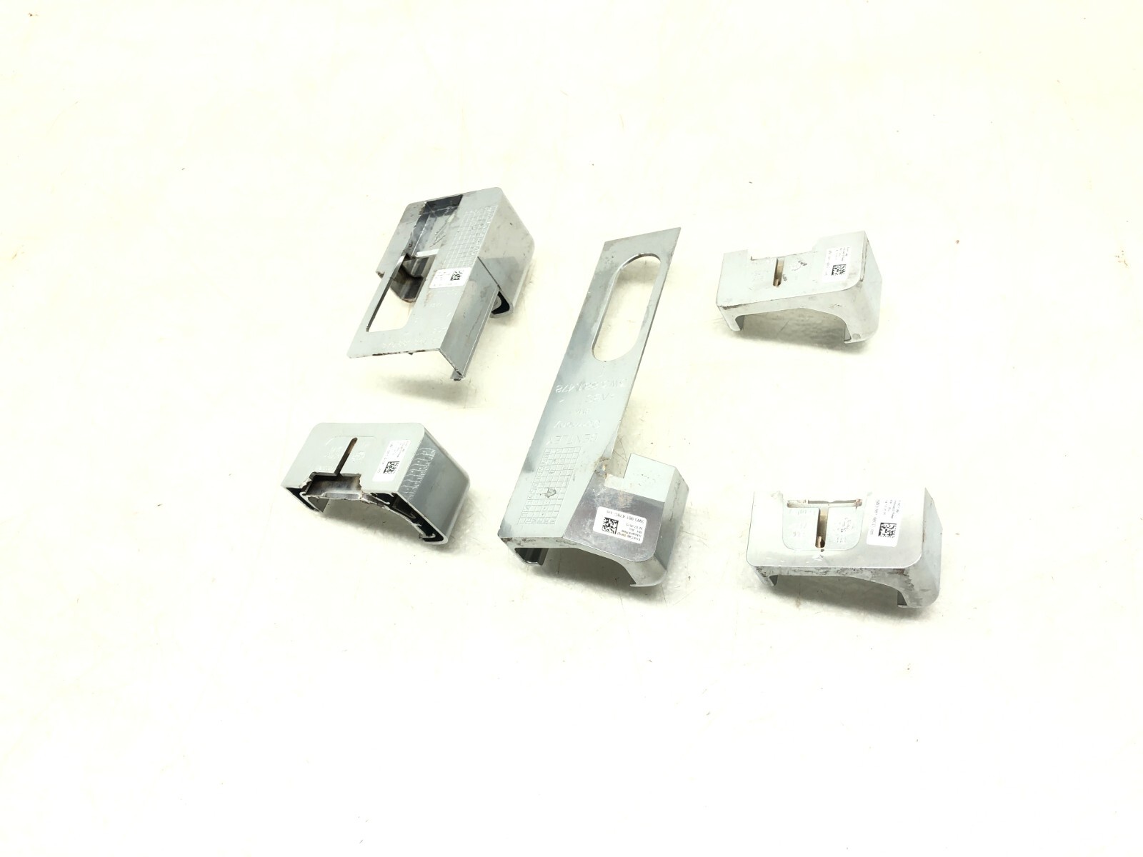 2014-2018 BENTLEY FLYING SPUR RIGHT PASS FRONT SEAT GUIDE RAIL CONNECT STRIP SET