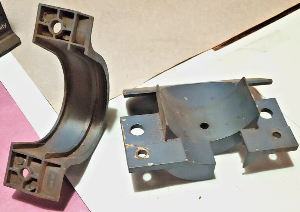 1958-Chrysler Windsor/New Yorker/300/Desoto? Steering Column Mounting Brackets - Image 2 of 4