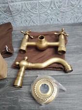 Antique Brass Bathroom Basin Bathtub Faucet Mixer Tap 2 Handles Wall Mounted