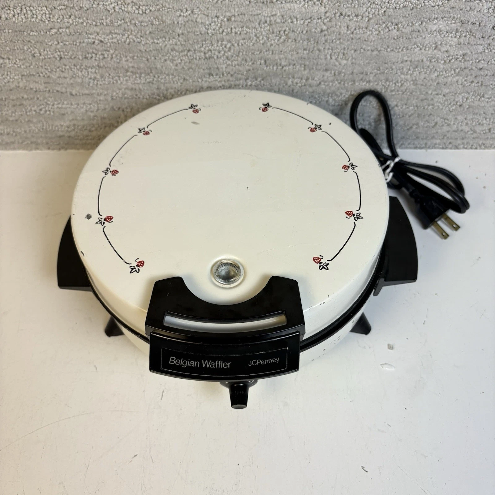 Vintage JC Penney Waffle Baker 784-4910 White Strawberry Design Waffle Maker