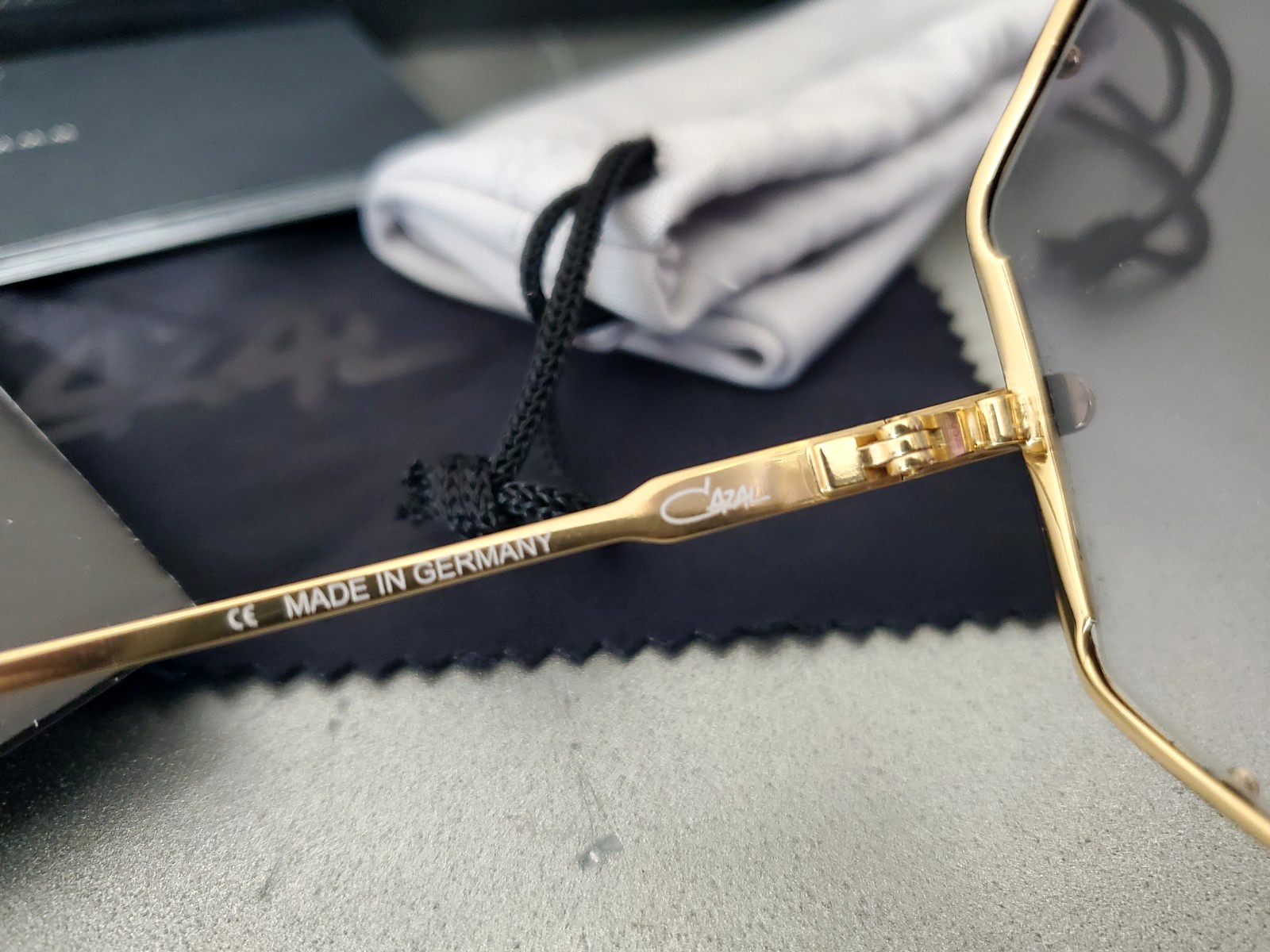 Cazal LENGEND 905 COL. 302 MENS SQUARE GOLD/BLACK Sunglasses (MADE IN GERMANY)