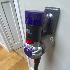 Dyson V8 SV25 Cordless Bagless Stick Vacuum Purple/Silver with Charger Dock