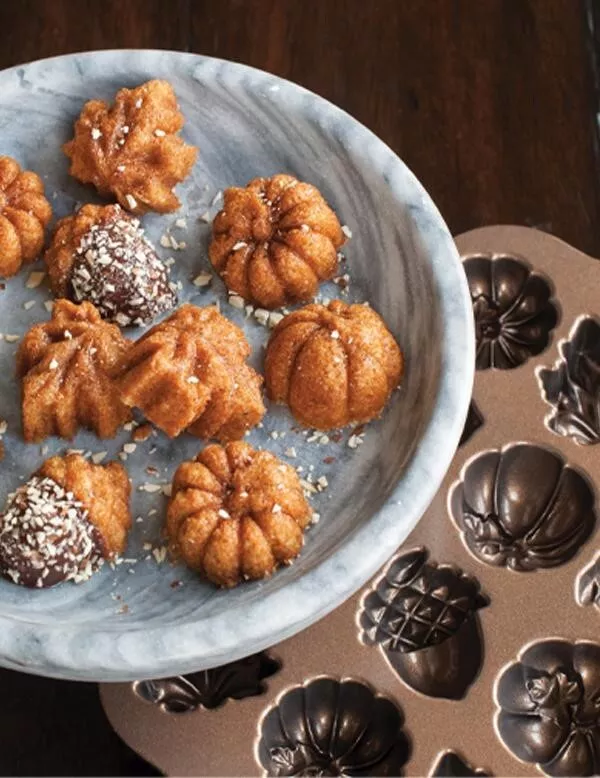 Nordic Ware Pumpkin Cakelet Pan