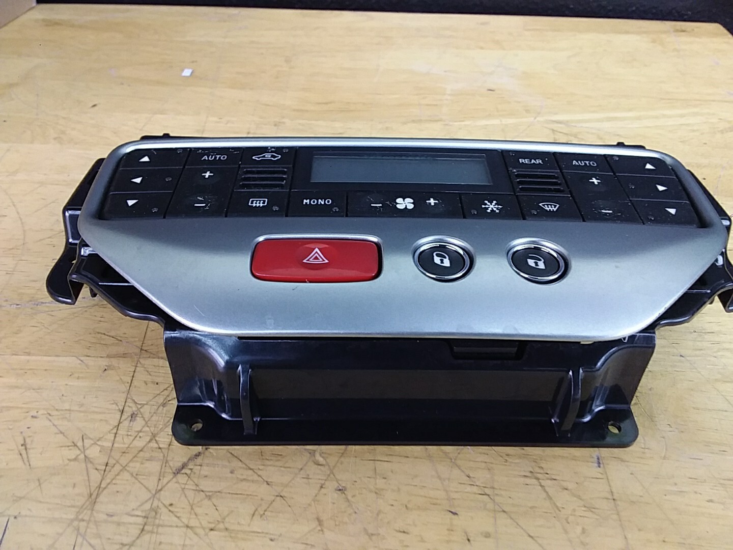 04-19 Maserati GranTurismo M145 AC A/C Heater Climate Control Switch OEM 17k