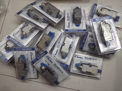 1052925 Nordson SolidBlue S Hot Melt Gun Module, New!