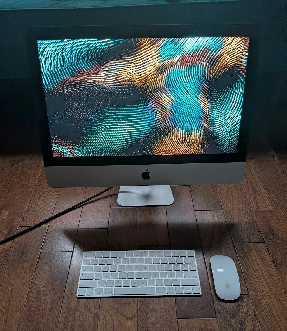 Apple iMac Intel Core i5 7th Gen. 2017 Release Year Apple Desktops