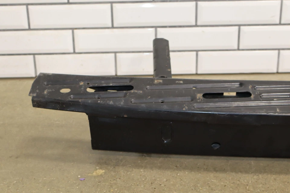 Сцепное устройство для буксировки прицепа Chevy Suburban 2007-2014 годов выпуска от оригинального производителя Southern - Изображение 2 из 4