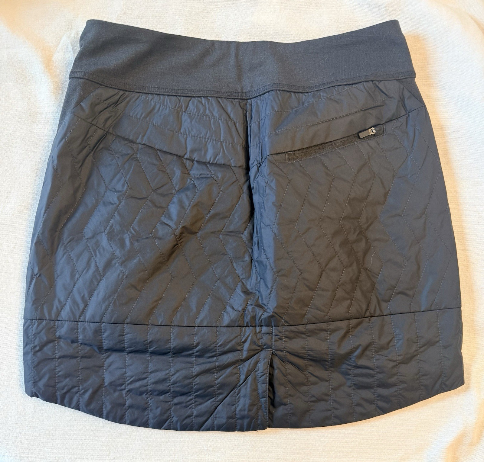 MOUNTAIN HARDWARE • Mini Puffer Insulated Skirt •… - image 2