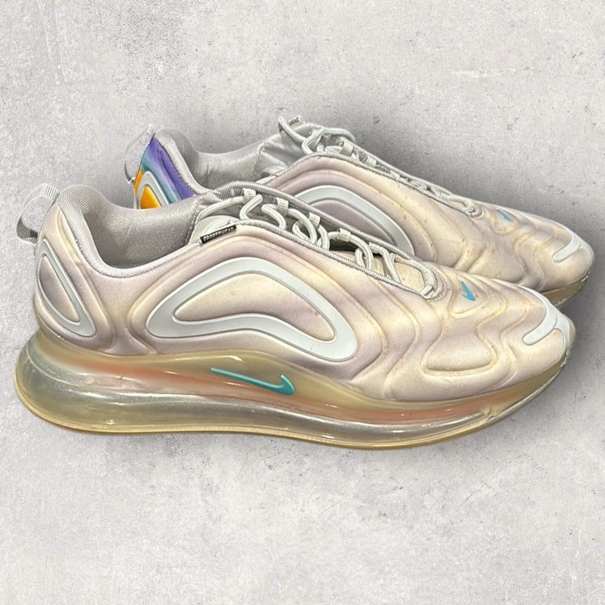 pride nike air max 720