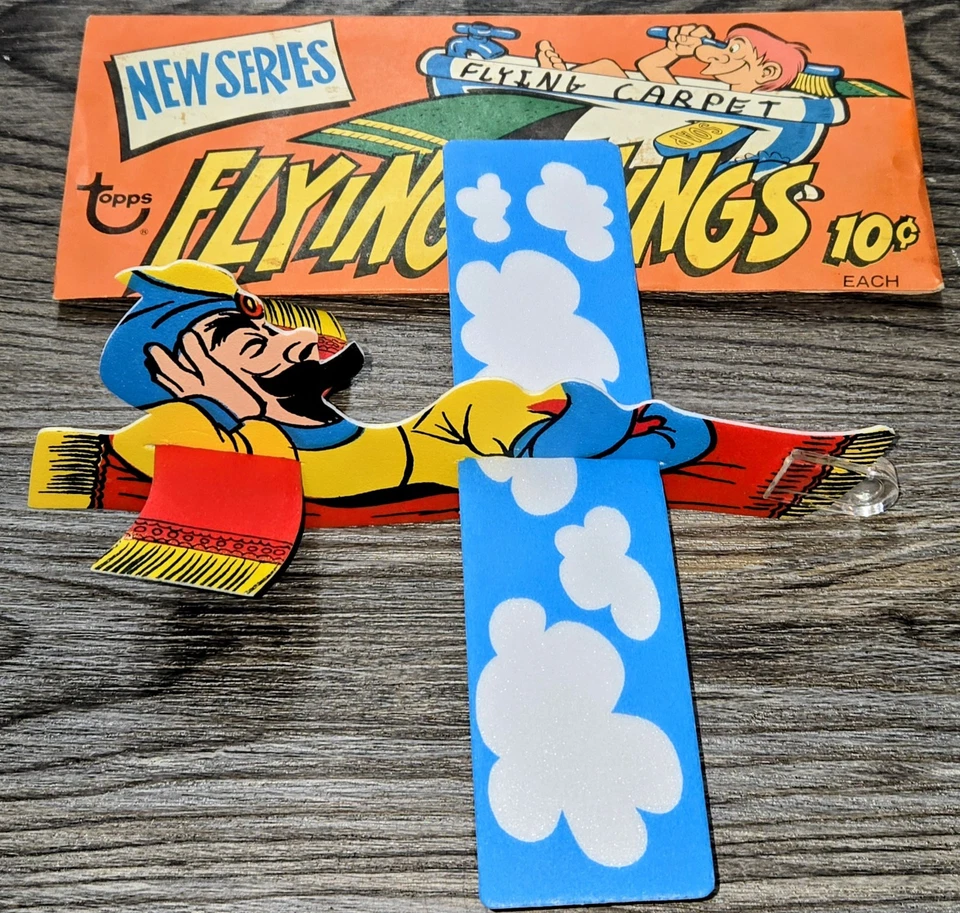 (12) Vintage Topps Flying Things - Complete New Series - 1960s - Japan Made Set - Image 3 of 4