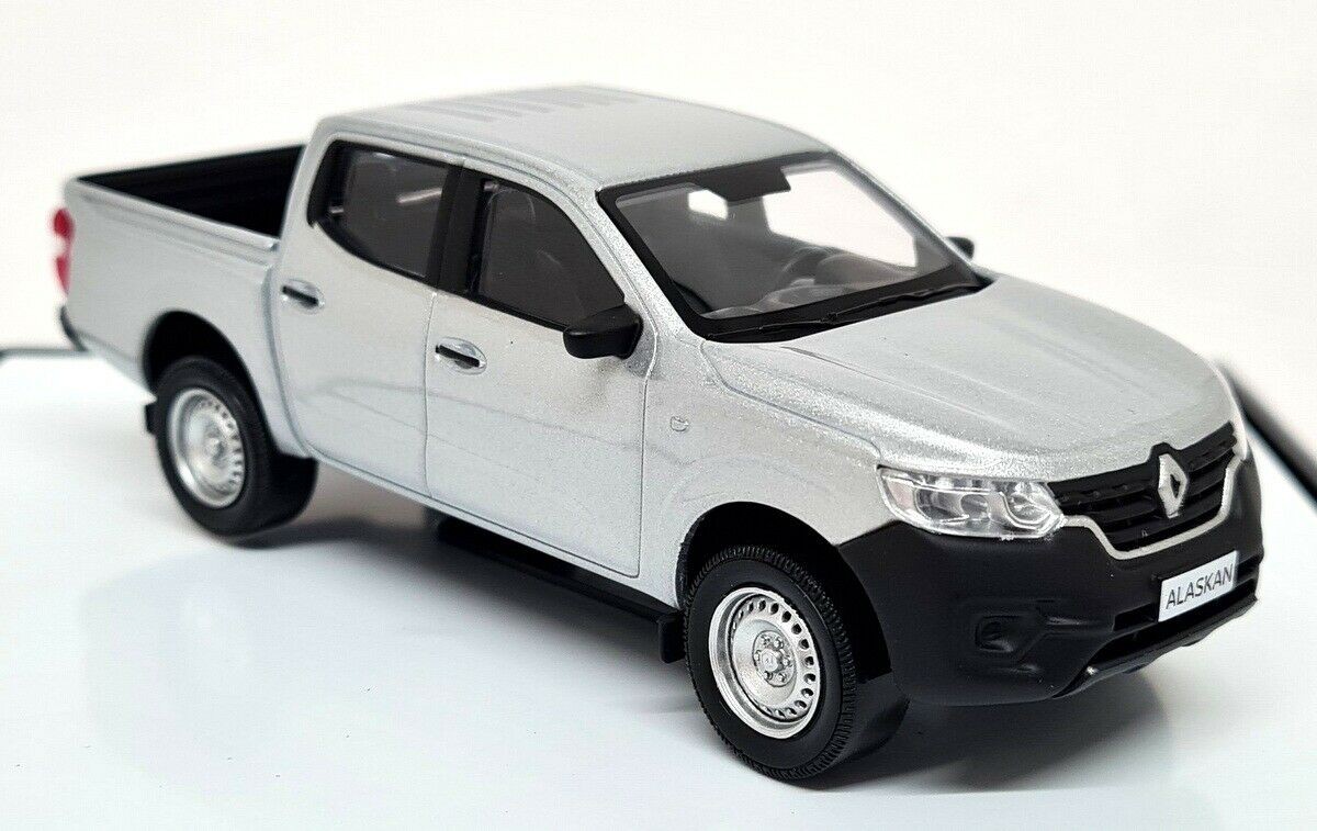 Norev 1/43 - Renault Alaskan Pickup 2017 Silver Diecast Scale Model Car