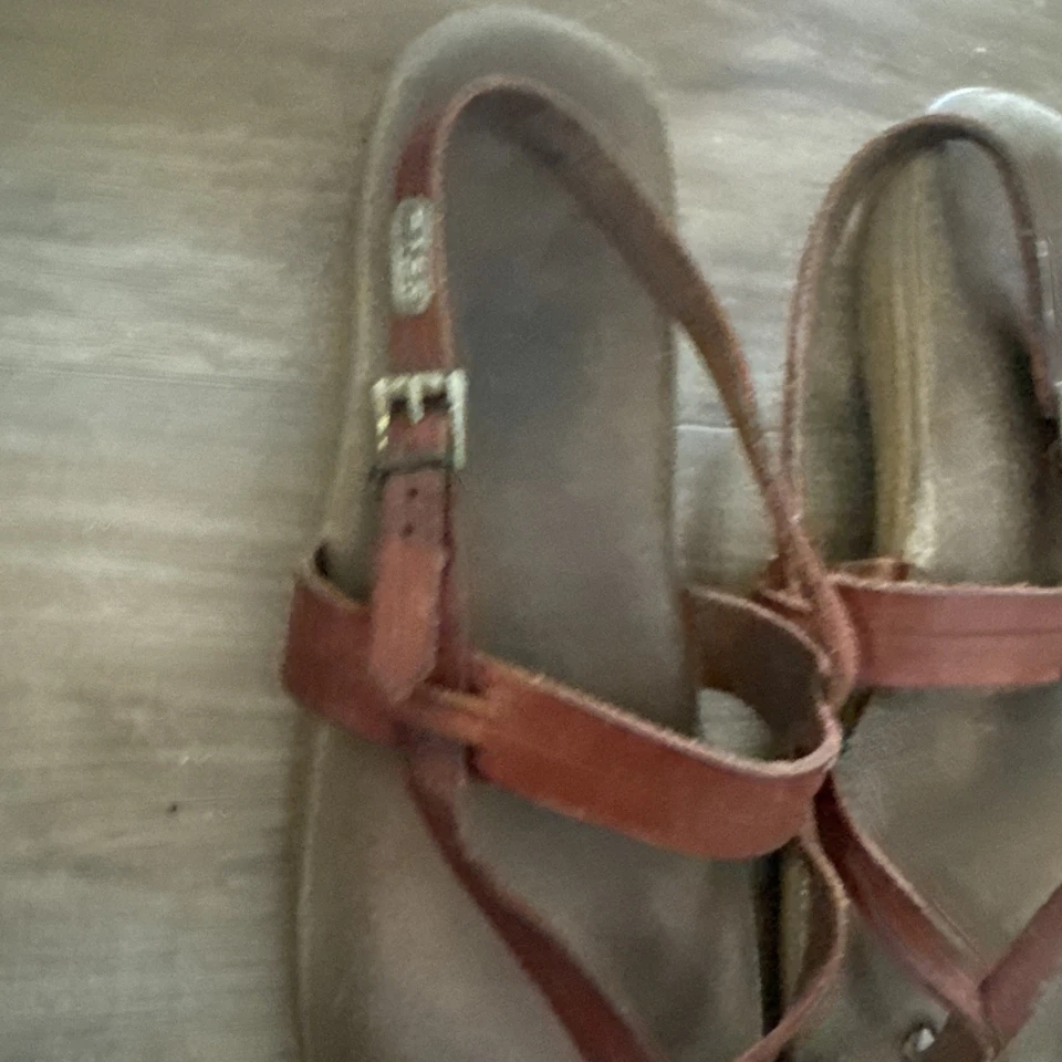 VINTAGE GH Bass Co Strappy Flat Sandals Thong  BROWN LEATHER  Size 8 Thong Strap - Image 4 of 4